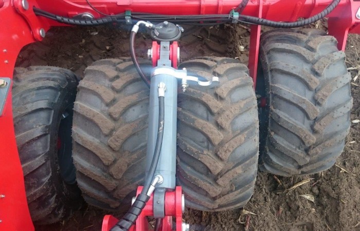 FENIX 3000-4 wał oponowy 910mm